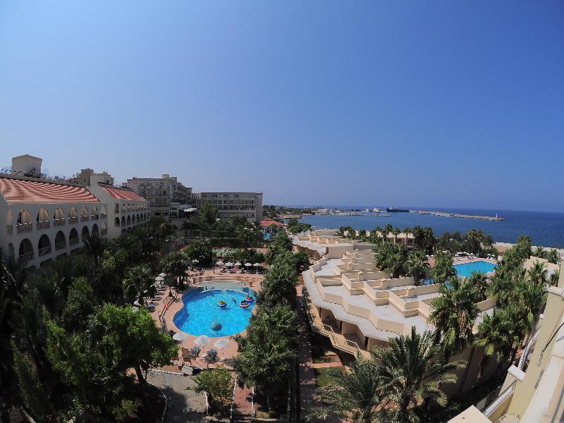 Oscar Resort Hotel Kyrenia  Exterior photo